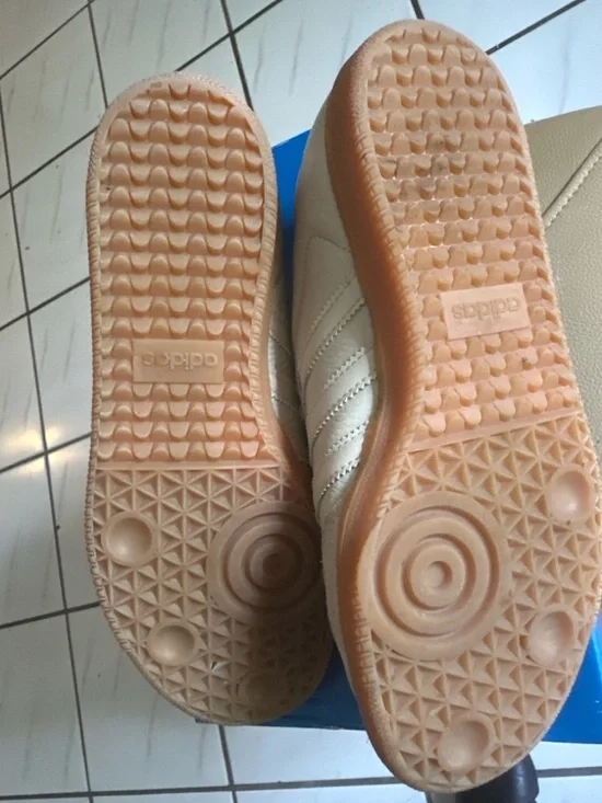 Adidas Samba OG Aluminum Gum Women’s Size 7 – Cream Leather, Gum Sole - Picture 9 of 12